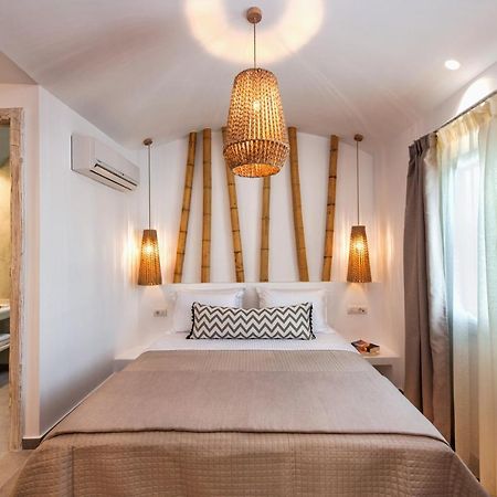 Abasa Suites ฟิรา ภายนอก รูปภาพ